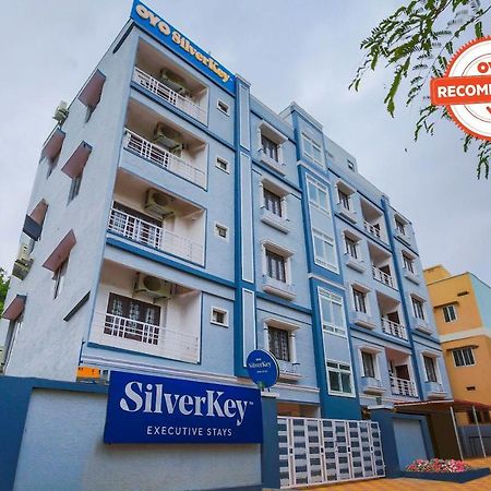 Hotel Oyo Silverkey 74581 Nallagandla Hajdarábád Exteriér fotografie