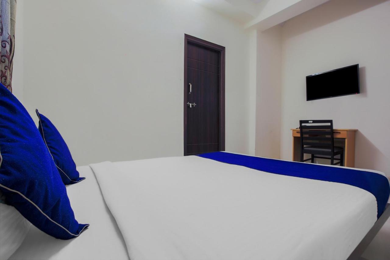 Hotel Oyo Silverkey 74581 Nallagandla Hajdarábád Exteriér fotografie