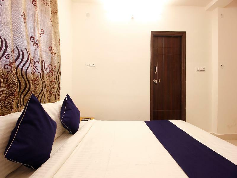 Hotel Oyo Silverkey 74581 Nallagandla Hajdarábád Exteriér fotografie